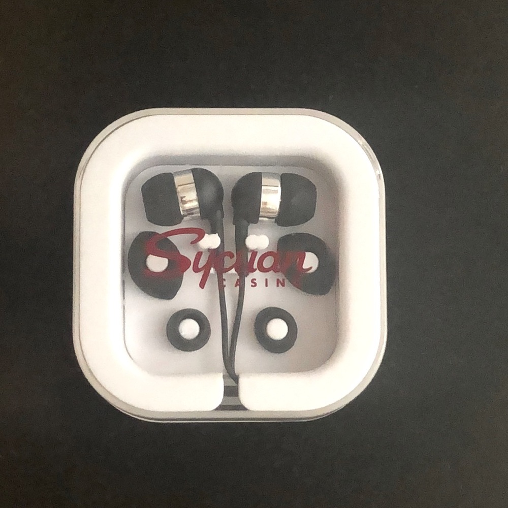 🆕✈️ Earbuds wired in-ear headphones! Perfect for games, cell phone, airplanes!
